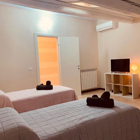 Casa Amelie Daire Peschiera del Garda Dış mekan fotoğraf
